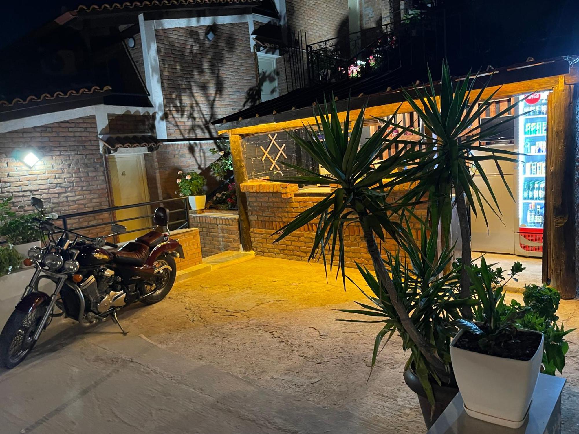 Hotel Kappa3 Villas Kanine Esterno foto